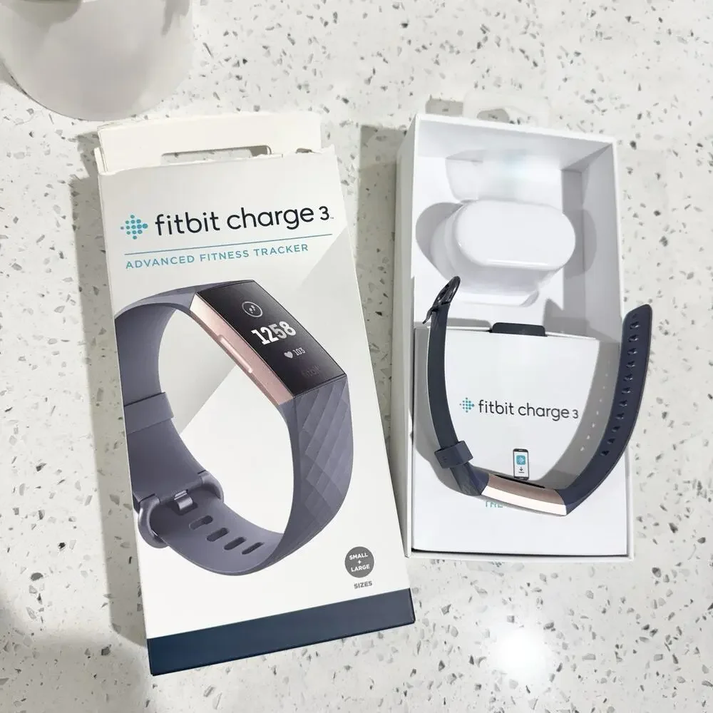 Fitbit Charge 3 Advanced Fitness Blue Rose Gold KD With Replacement Wristband